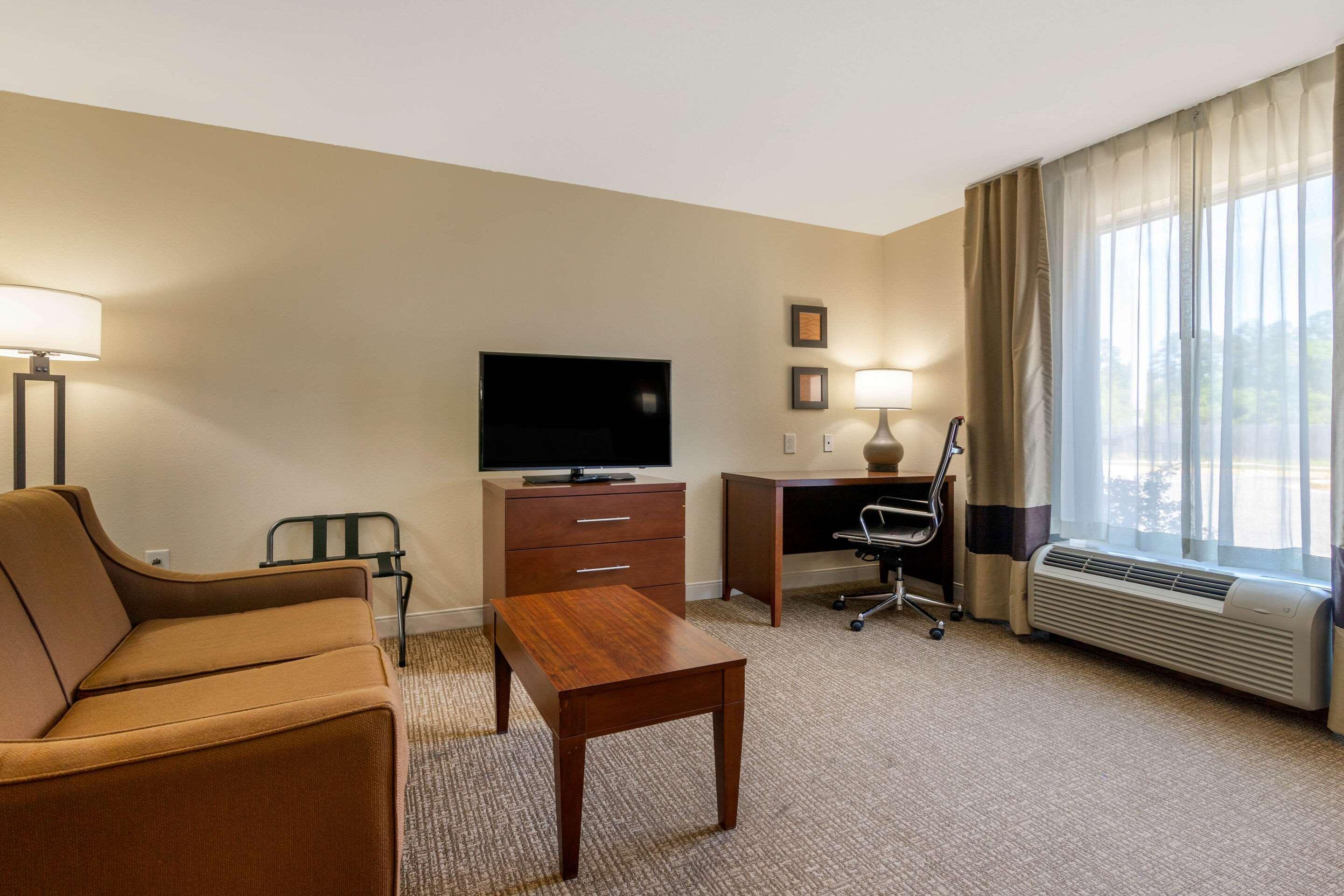 Comfort Inn & Suites Macon West Extérieur photo