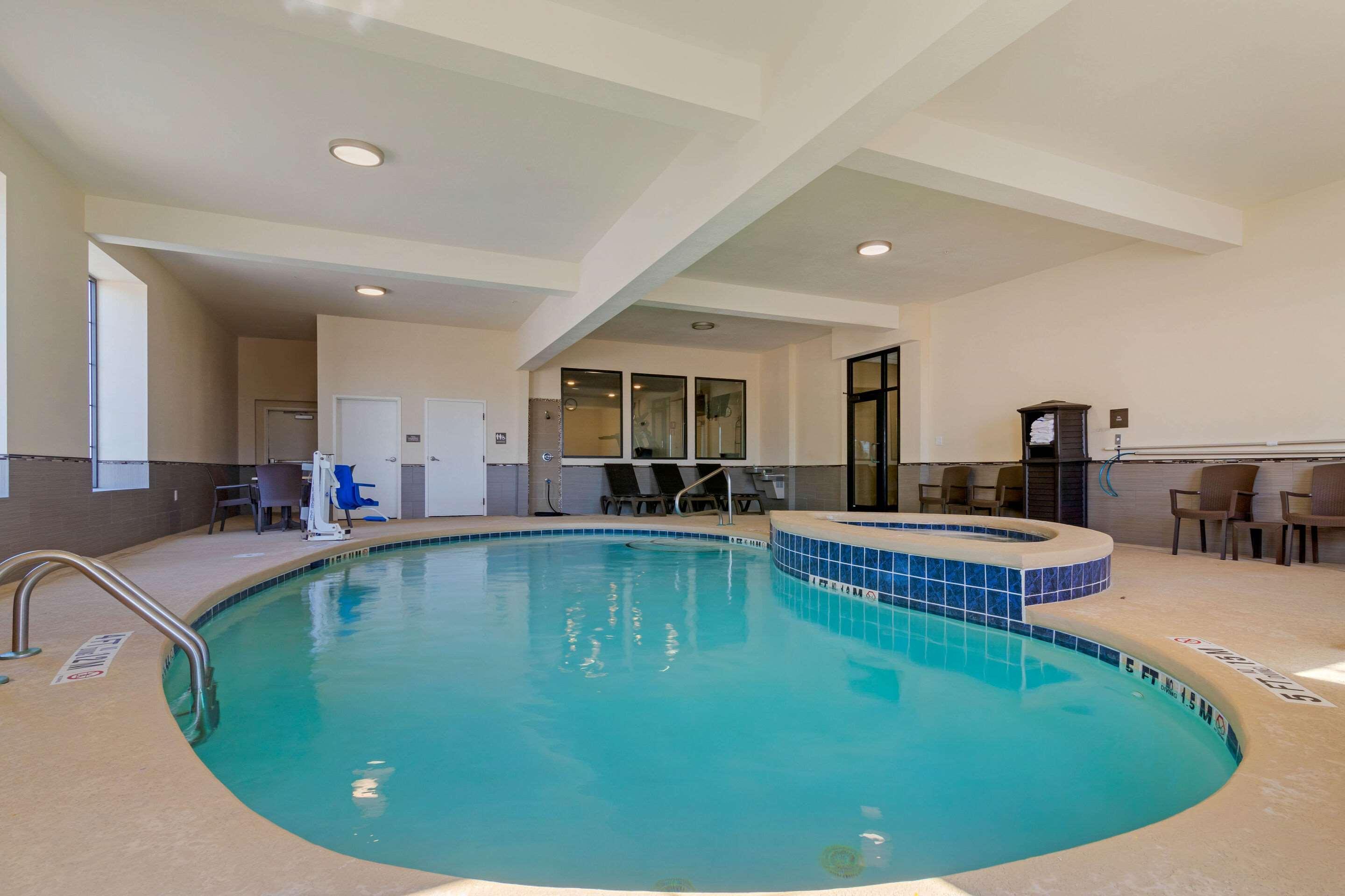 Comfort Inn & Suites Macon West Extérieur photo